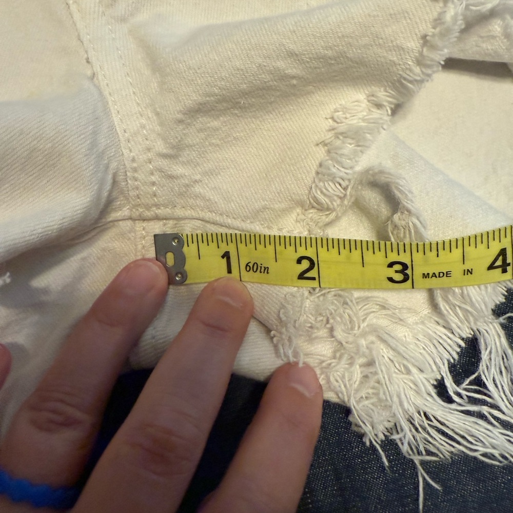 Levi’s 501 Shorts - Picture 8 of 8